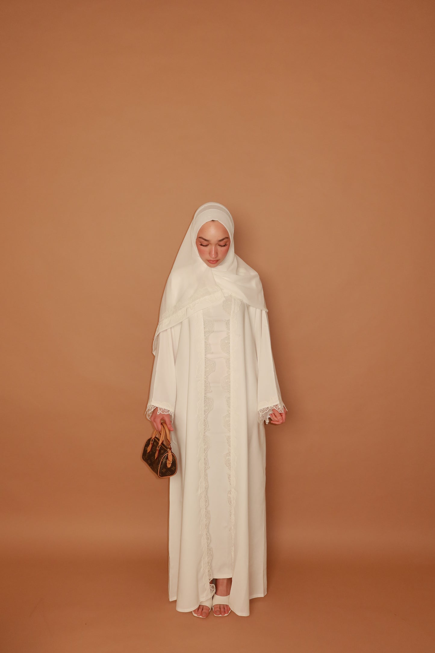 Dantel White
