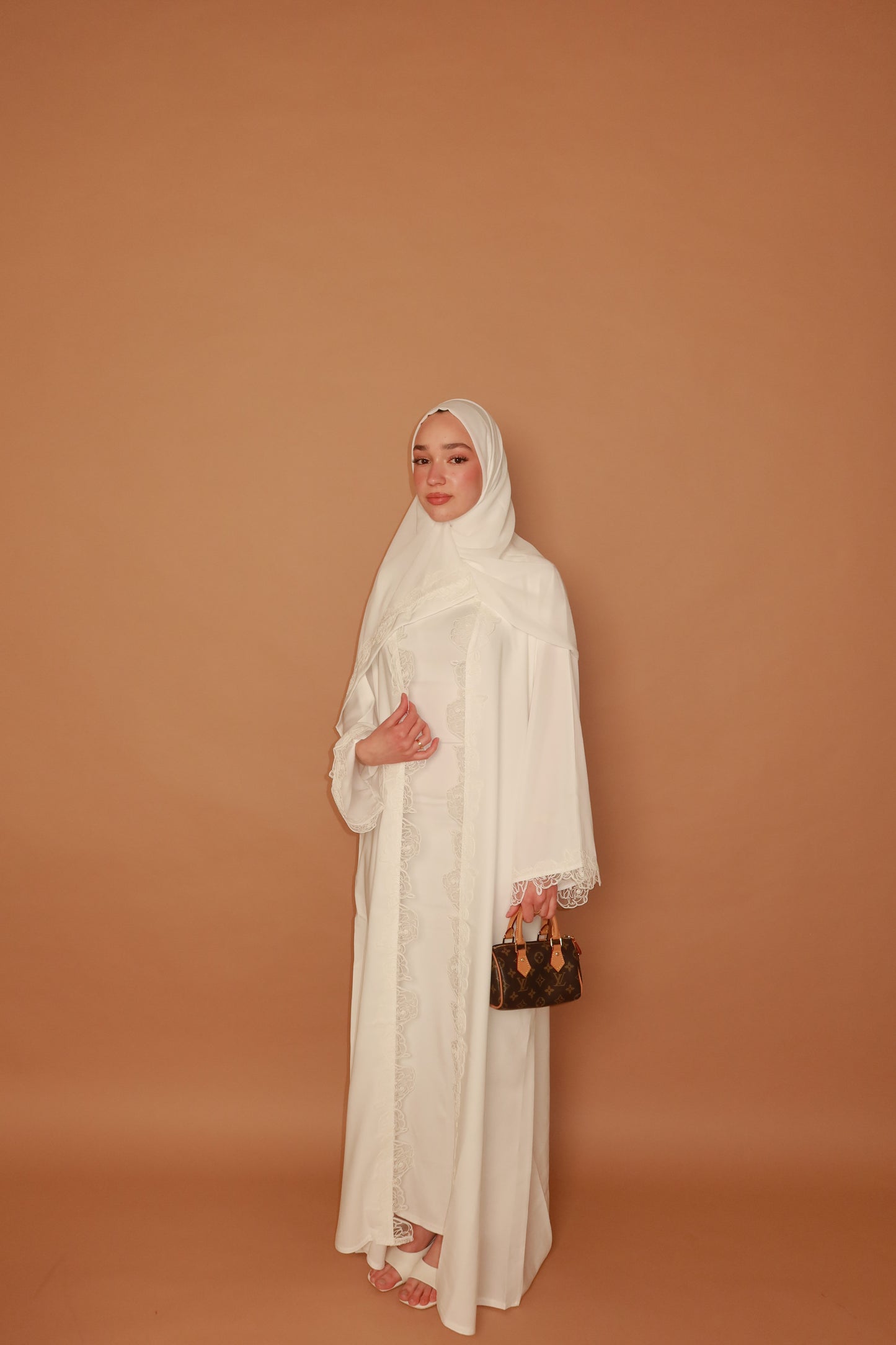 Dantel White