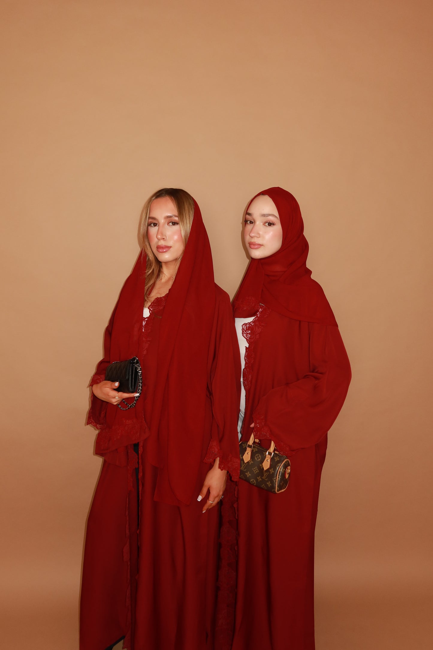 Dantel Red