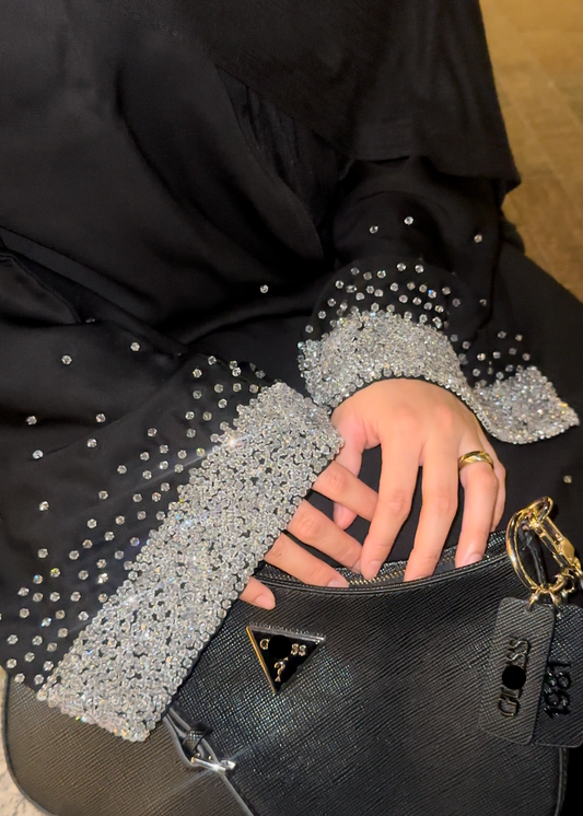 Heera abaya